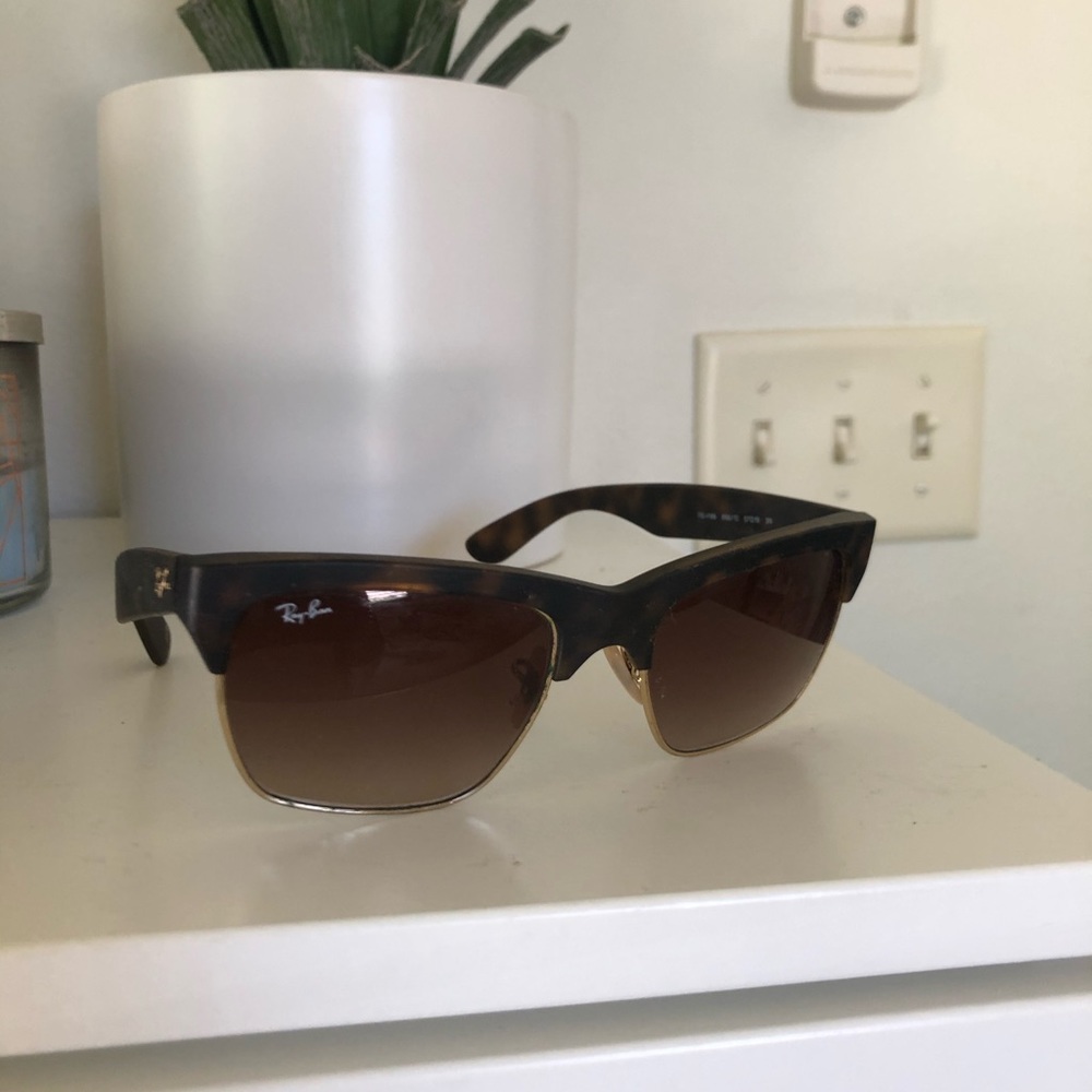 Ray-Ban Sunglasses